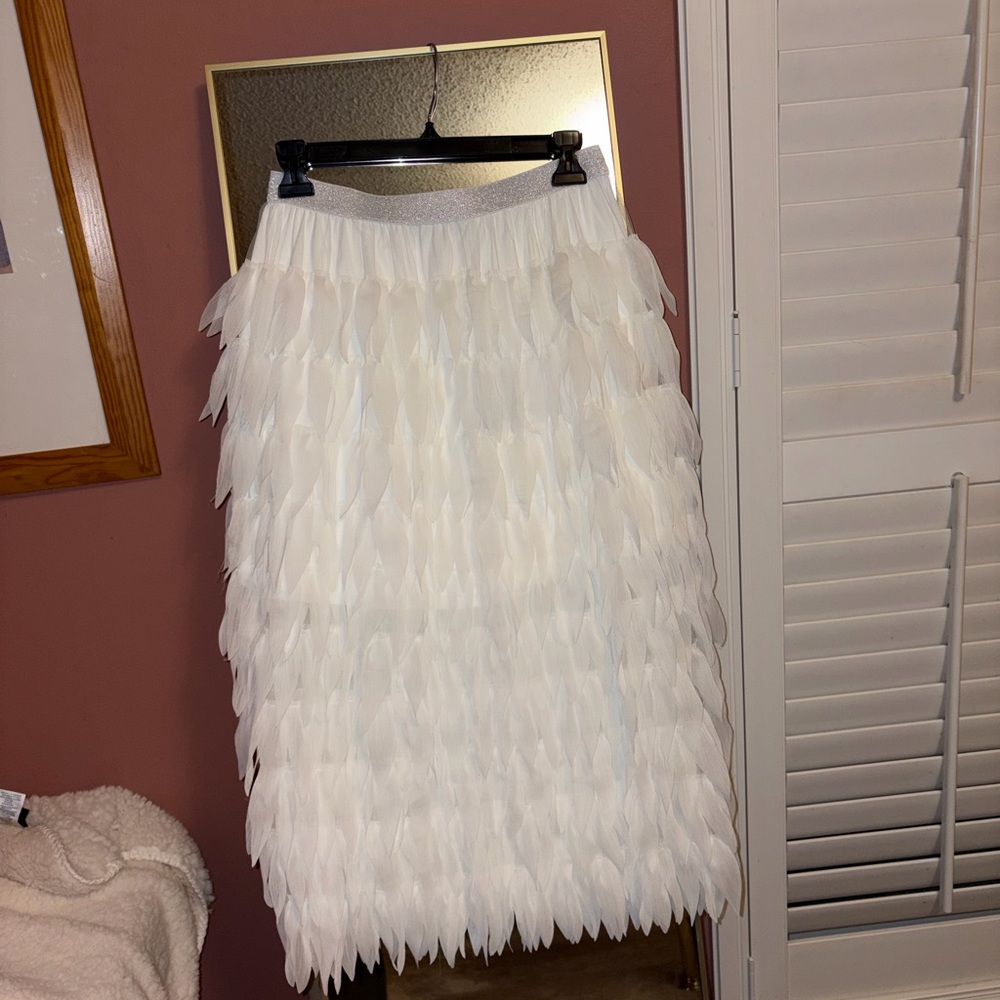 Gabby Isabella White Feathered A-Line Skirt